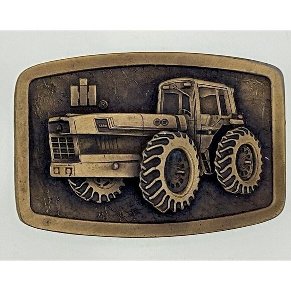 Vintage INTERNATIONAL HARVESTER Tractor Brass Belt Buckle 3388 2+2 - Picture 1 of 8